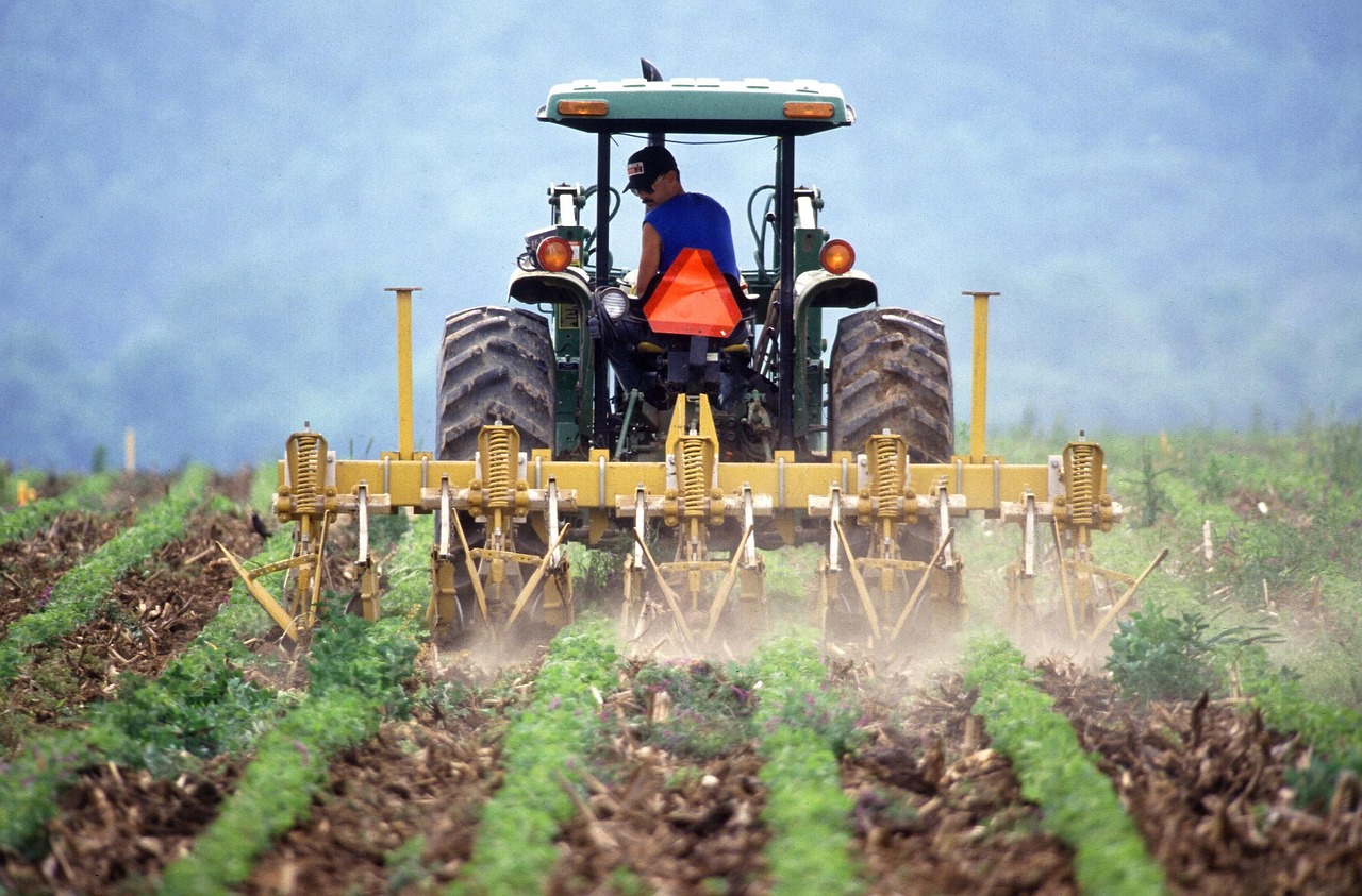 Ημερίδα για τα γεωργικά μηχανήματα και τις καινοτόμες τεχνολογίες διοργανώνεται στη Λάρισα